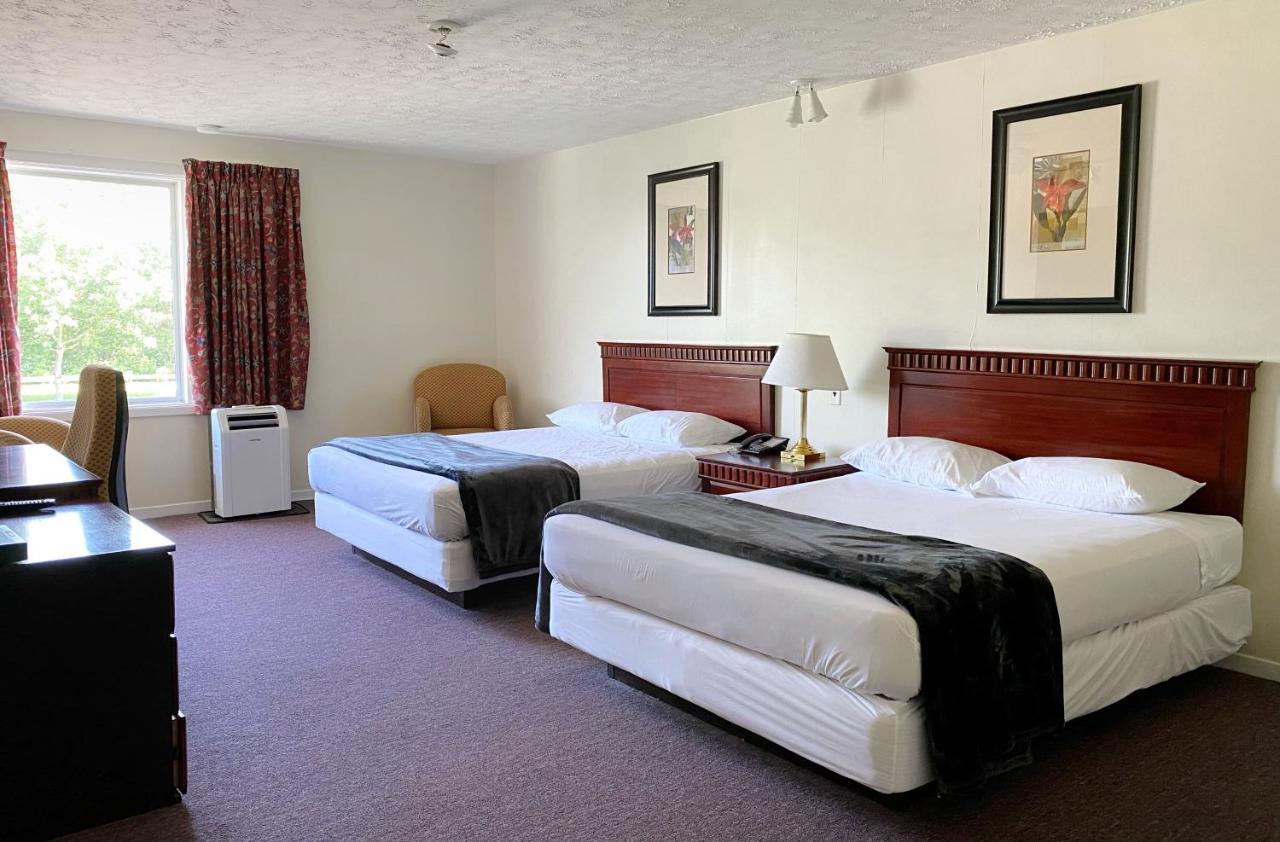 The Fort Nashwaak Motel Фредериктон Экстерьер фото